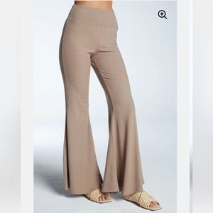 Year Of Ours Villa Pant in Caribou size medium NWT